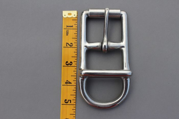 Trace buckles